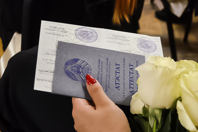 Купить диплом переводчика как правильно сделать выбор Купить диплом переводчика как правильно сделать выбор